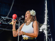 Vika & Linda - Red Hot Summer Tour. Sun 26/3/2023. Bella Vista Farm. Copyright Greg Foster (Aussie Greg)