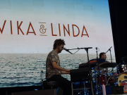 Vika & Linda - Red Hot Summer Tour. Sun 26/3/2023. Bella Vista Farm. Copyright Greg Foster (Aussie Greg)