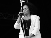 Vika & Linda - Red Hot Summer Tour. Sun 26/3/2023. Bella Vista Farm. Copyright Greg Foster (Aussie Greg)