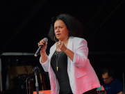 Vika & Linda - Red Hot Summer Tour. Sun 26/3/2023. Bella Vista Farm. Copyright Greg Foster (Aussie Greg)