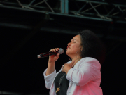 Vika & Linda - Red Hot Summer Tour. Sun 26/3/2023. Bella Vista Farm. Copyright Greg Foster (Aussie Greg)