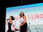 Vika & Linda - Red Hot Summer Tour. Sun 26/3/2023. Bella Vista Farm. Copyright Greg Foster (Aussie Greg)